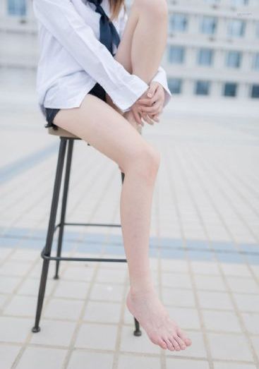 年轻的女秘书_国产剧超清免费观看